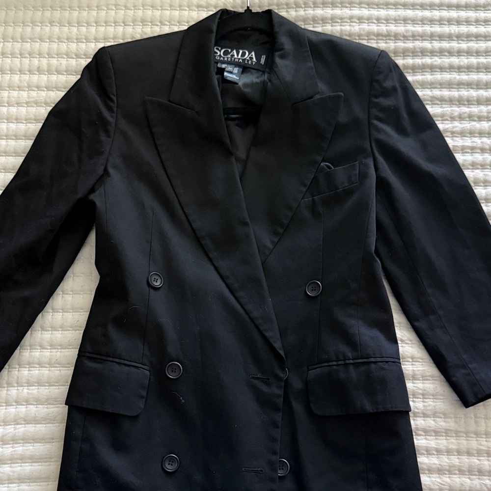 Escada Women's Classic Black Blazer